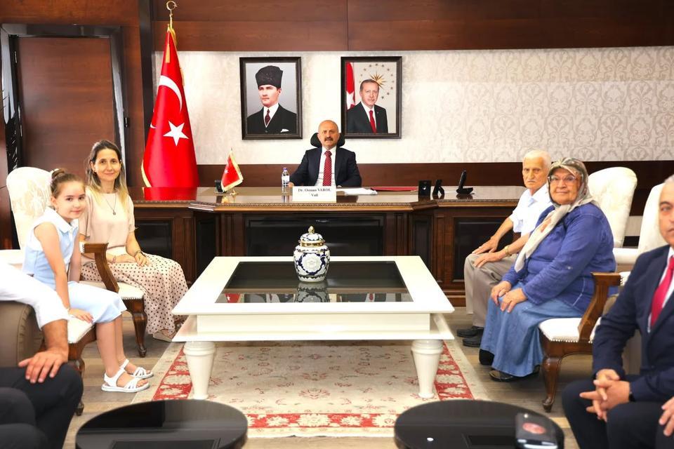 Vali Varol: “Sizler baş tacımızsınız”