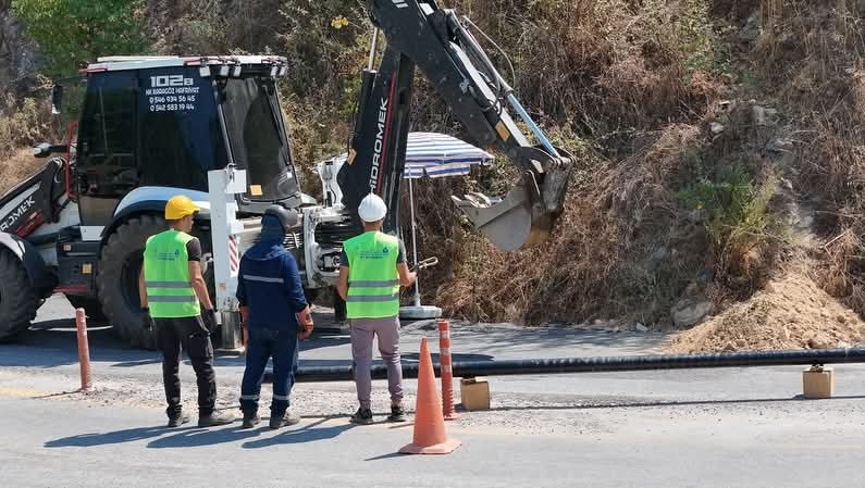 Başkan Çerçioğlu’nun çalışmalarıyla mahallelerin kaynak suyu hatları yenileniyor