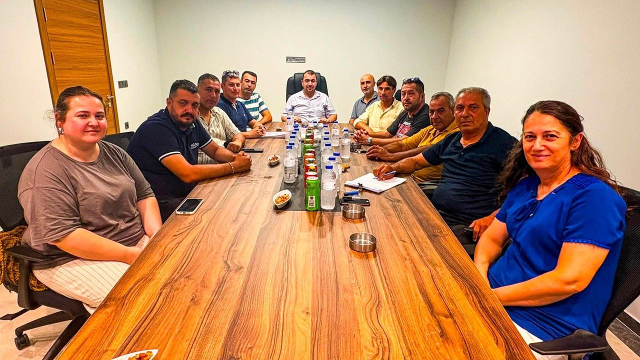 Didim Şoförler Odasında esnafın sorunları ve çözüm yolları masaya yatırıldı
