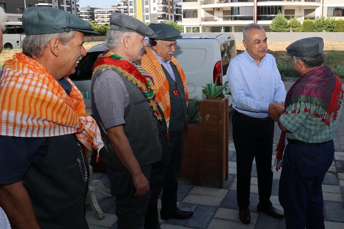 Milletvekili Savaş, Yörüklerle buluştu