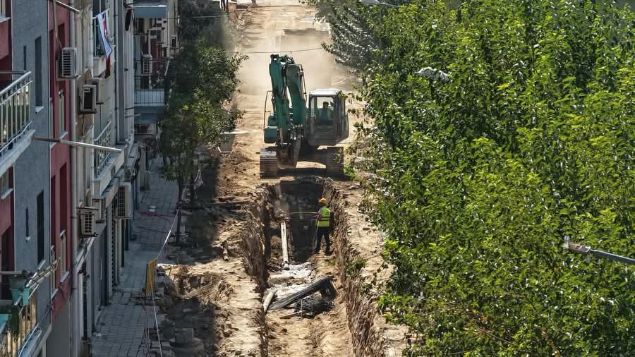 Başkan Çerçioğlu Efeler’de altyapı yatırımlarını sürdürüyor