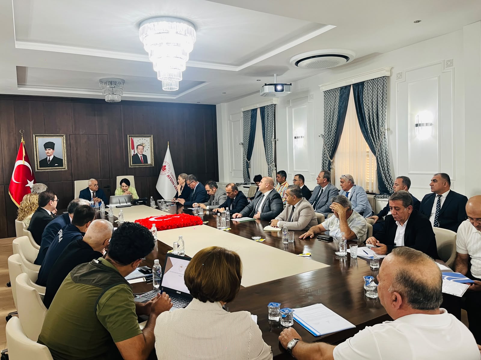 Söke’nin hayvan bakım evine bakanlık başmüfettişleriden övgü