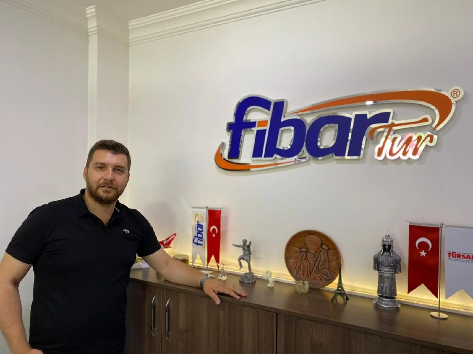 Fibar Tur daha iyi hizmet için gücüne güç kattı: Araç filosuna 56 kişilik yeni otobüs kattı