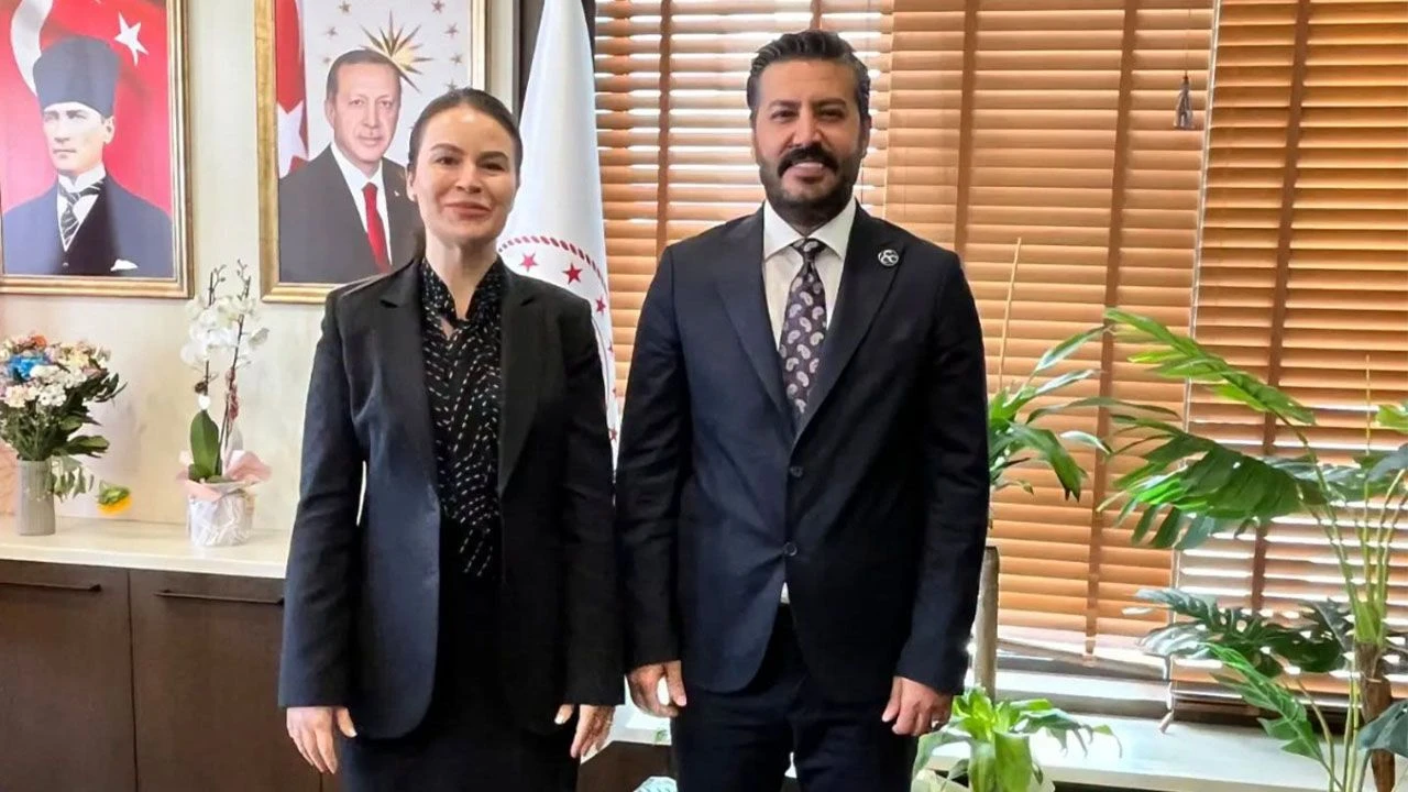 MHP’li Cihangiroğlu’ndan yeni başhekime tebrik ziyareti