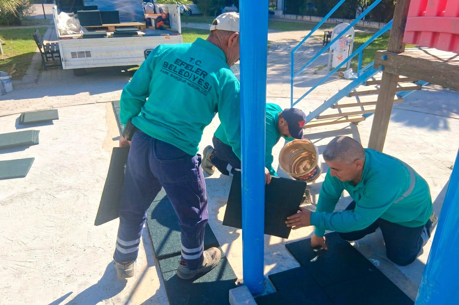 Başkan Yetişkin’den parklarda güvenlik ve konfor dokunuşu