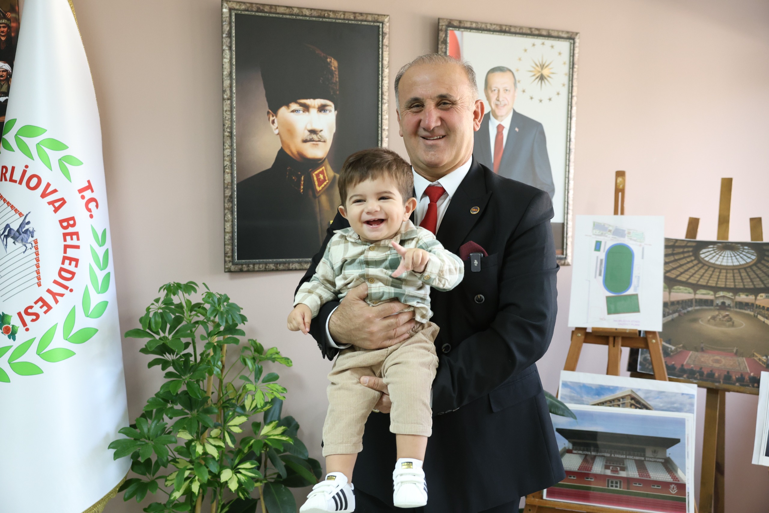 Bir umut gerçek oldu, sağlığına kavuşan Teoman Başkan Kaya’yı ziyaret etti