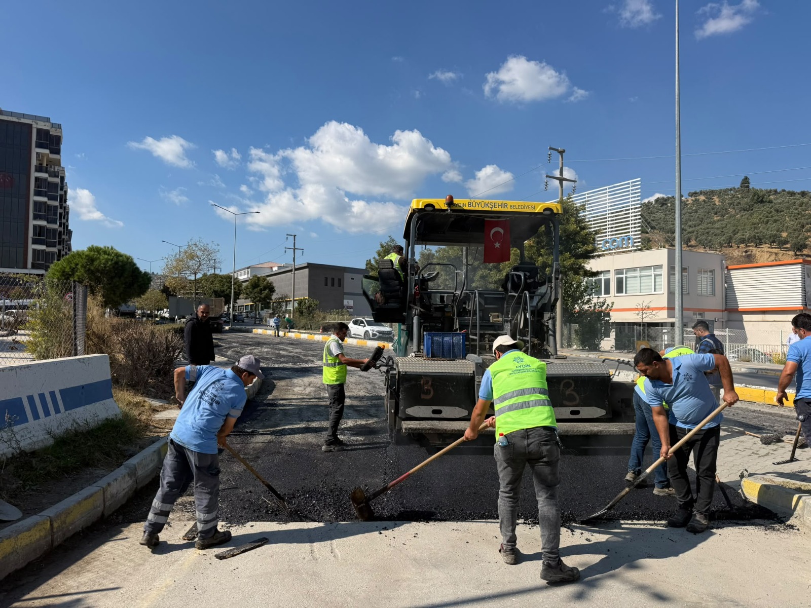 Çerçioğlu Aydın’ın dört bir yanında ulaşım yatırımlarını sürdürüyor